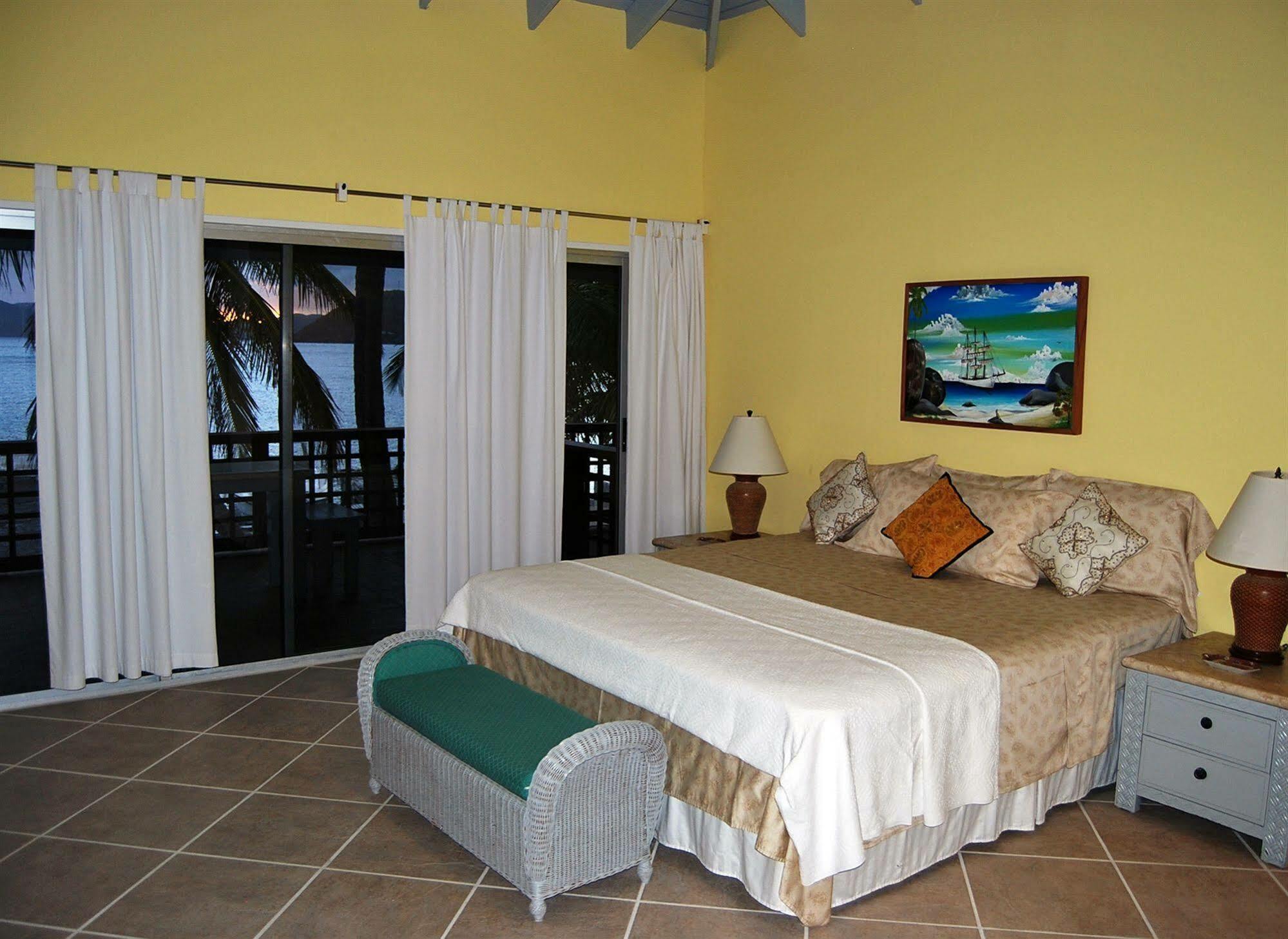 Fort Recovery Villa Suites Hotel Freshwater Pond Kültér fotó